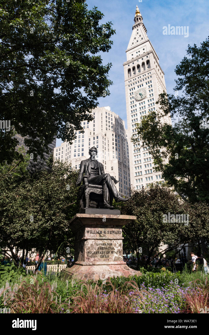William Henry Seward, Soeur statue au Madison Square Park, NYC, USA Banque D'Images