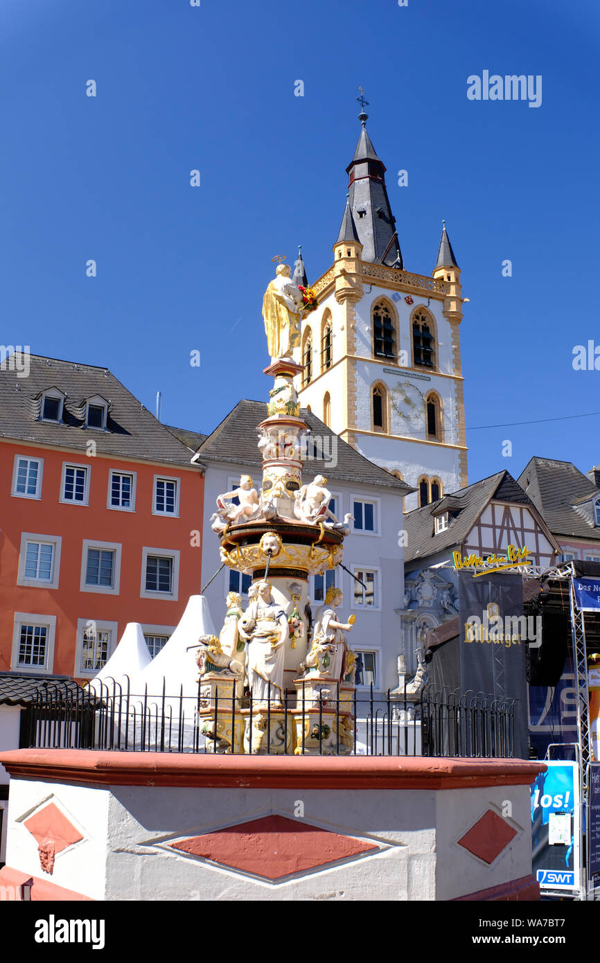 Place du marché à Trier, Allemagne Banque D'Images