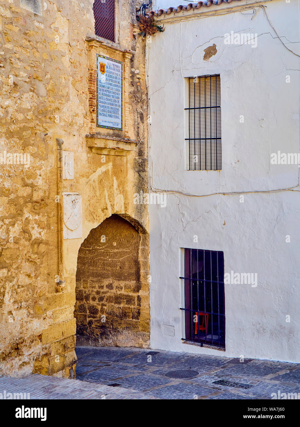 Arc de La Ségur, Arco de la Ségur, dans les marques de Tamaron street. Vejer de la Frontera centre-ville. La province de Cádiz, Andalousie, espagne. Banque D'Images