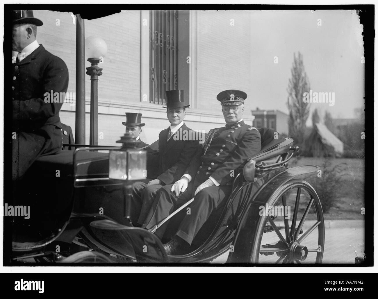 BAKER, NEWTON DIEHL. Secrétaire de la guerre, 1916-1921. Avec le général SCOTT Banque D'Images