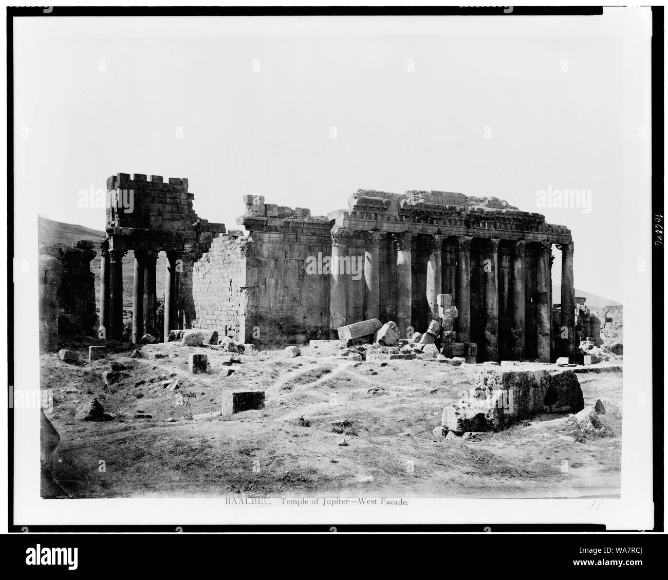 Baalbec. Temple de Jupiter - façade ouest / Bonfils. Banque D'Images