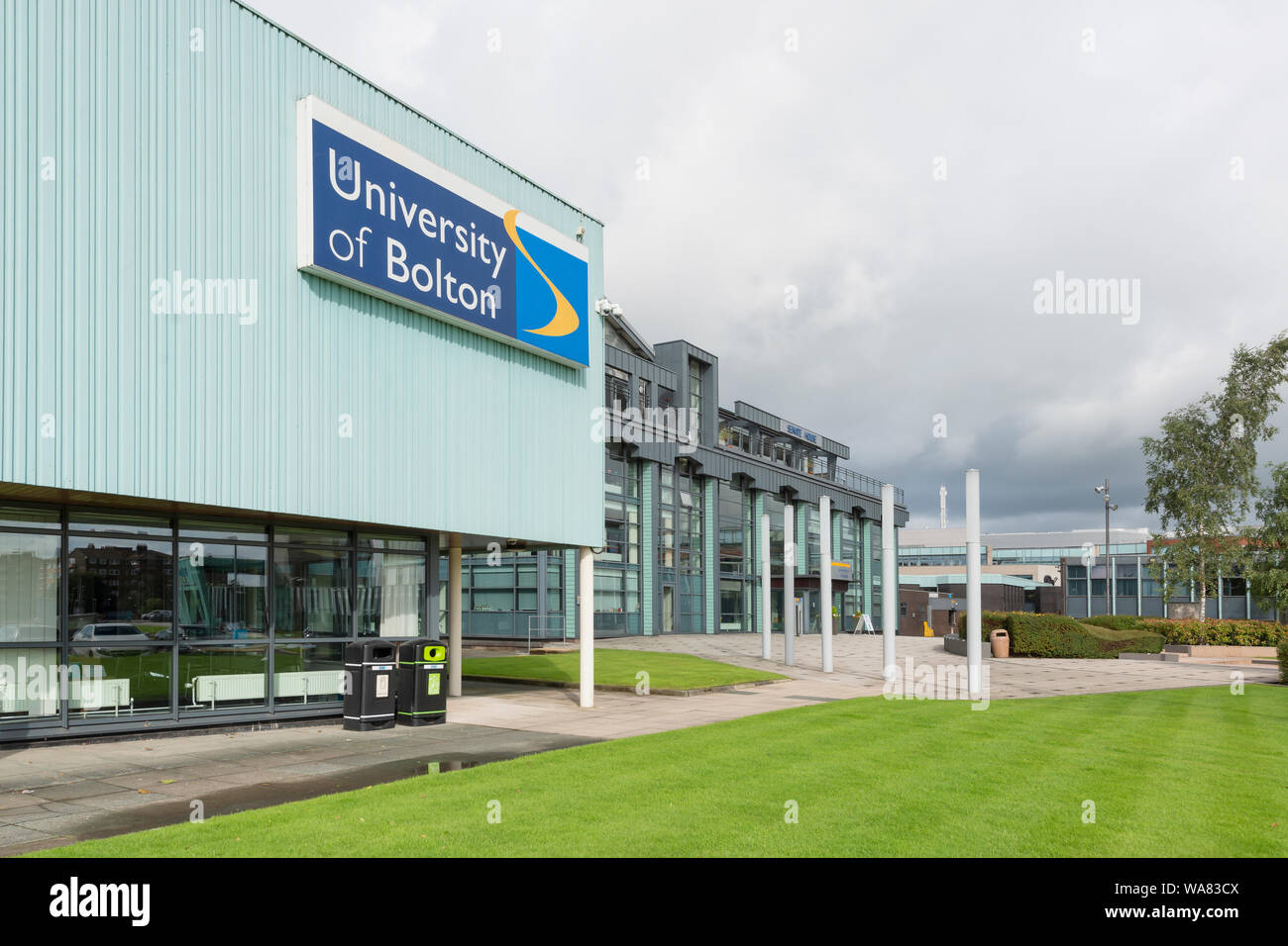 La signalisation pour l'Université de Bolton (usage éditorial uniquement). Banque D'Images