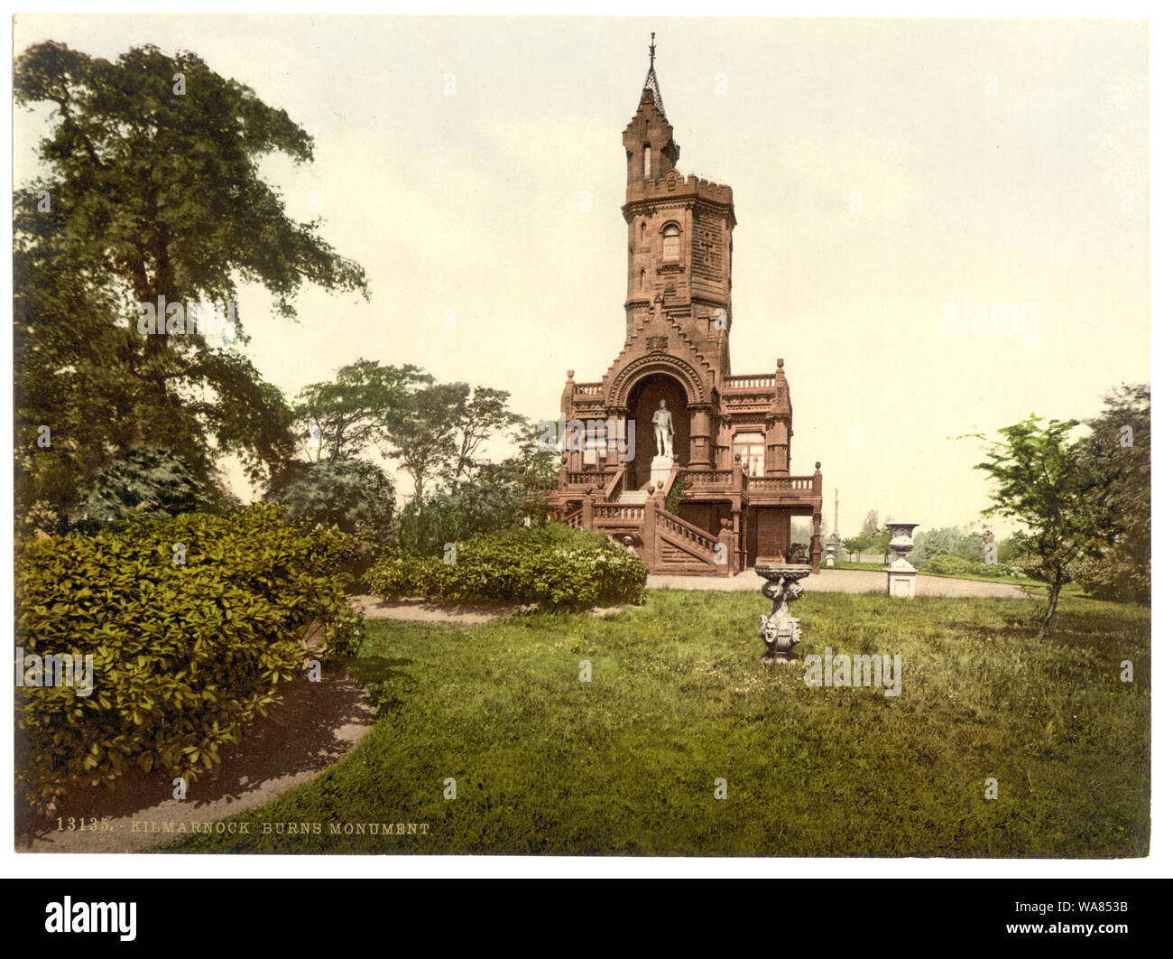 Burns Monument, Kilmarnock, en Ecosse ; titre de la Detroit Publishing Co., catalogue J-section étrangère. Detroit, Michigan : Detroit Photographic Company, 1905. ; plus d'informations sur l'impression Photochrom Collection est disponible à l'http://hdl.loc.gov/loc.pnp/pp.pgz ; fait partie de : Vues de l'architecture du paysage en Ecosse dans l'Photochrom. print collection n° d'impression ; 13135. Banque D'Images