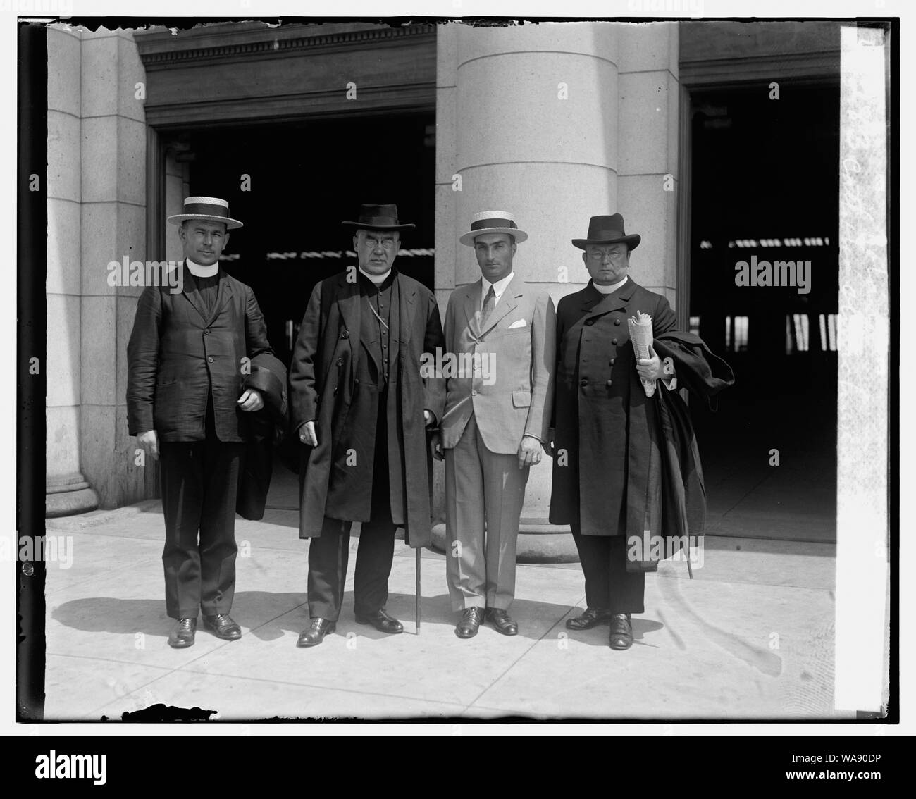 Les hommes d'église catholique de Pologne, 7/12/26 Banque D'Images