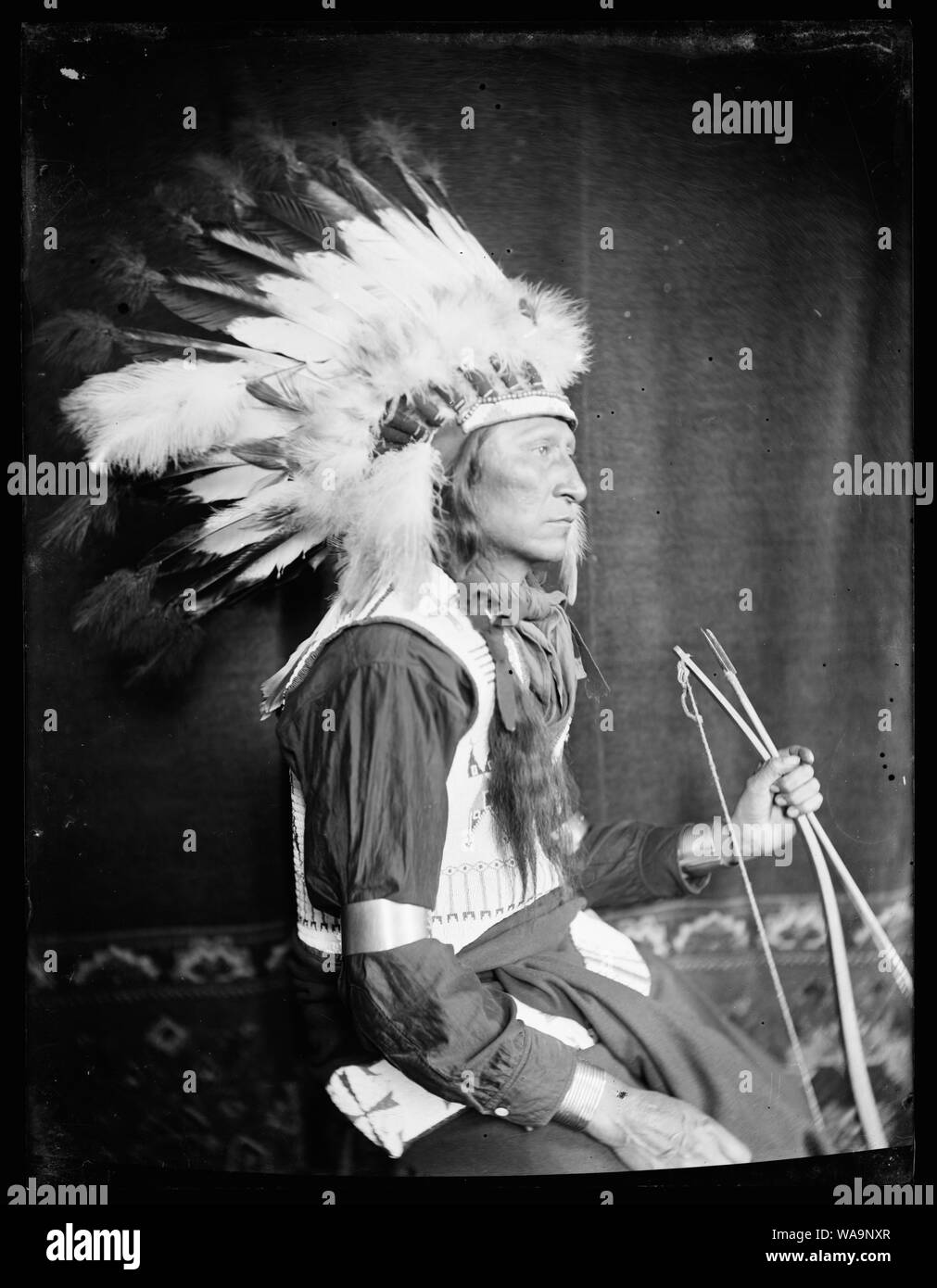 Lone Bear, un chef indien Sioux de Buffalo Bill's Wild West Show Banque D'Images
