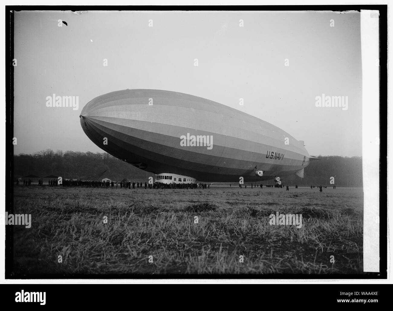 Baptême de Los Angeles au Bowling Champ [c.-à-d., Bolling Field, Washington, D.C, 11/25/24] ; Anglais : Baptême de Los Angeles au Bowling Champ [c.-à-d., Bolling Field, Washington, D.C, 11/25/24] Banque D'Images