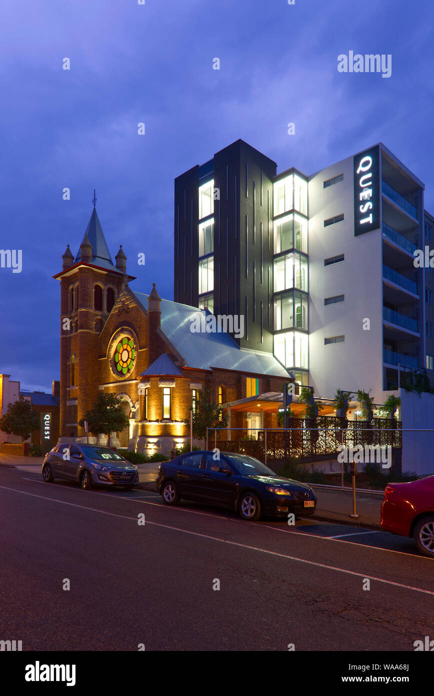 Toowoomba Quest comprend l'ancien bâtiment de l'Église du Christ dans le CBD.Toowoomba Australie Queensland Darling Downs Banque D'Images