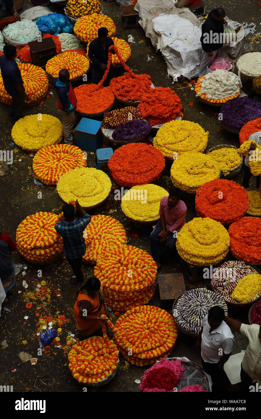 Marché aux Fleurs Marché-KR, Bangalore, Karnataka, Inde Banque D'Images