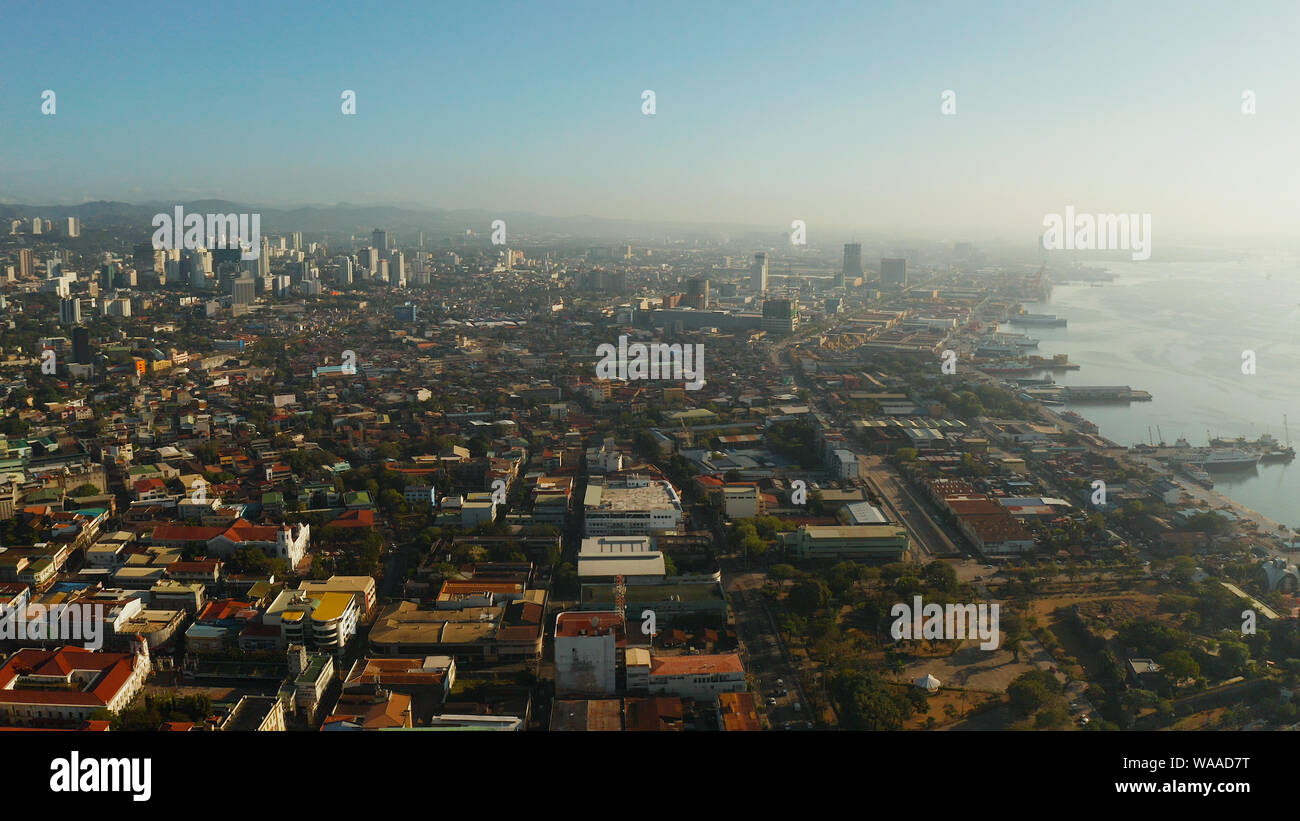 Présentation de la ville de Cebu est la capitale de la province de Cebu et est la deuxième ville des Philippines après l'agglomération de Manille. Banque D'Images