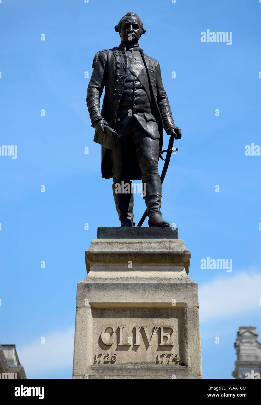 Londres, Angleterre, Royaume-Uni. Statue : Robert Clive / 'Clive of India' (Jean Tweed, 1912) donnant sur St James's Park Banque D'Images