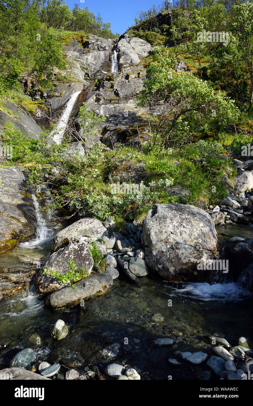 Rivière de montagne en Norvège Banque D'Images