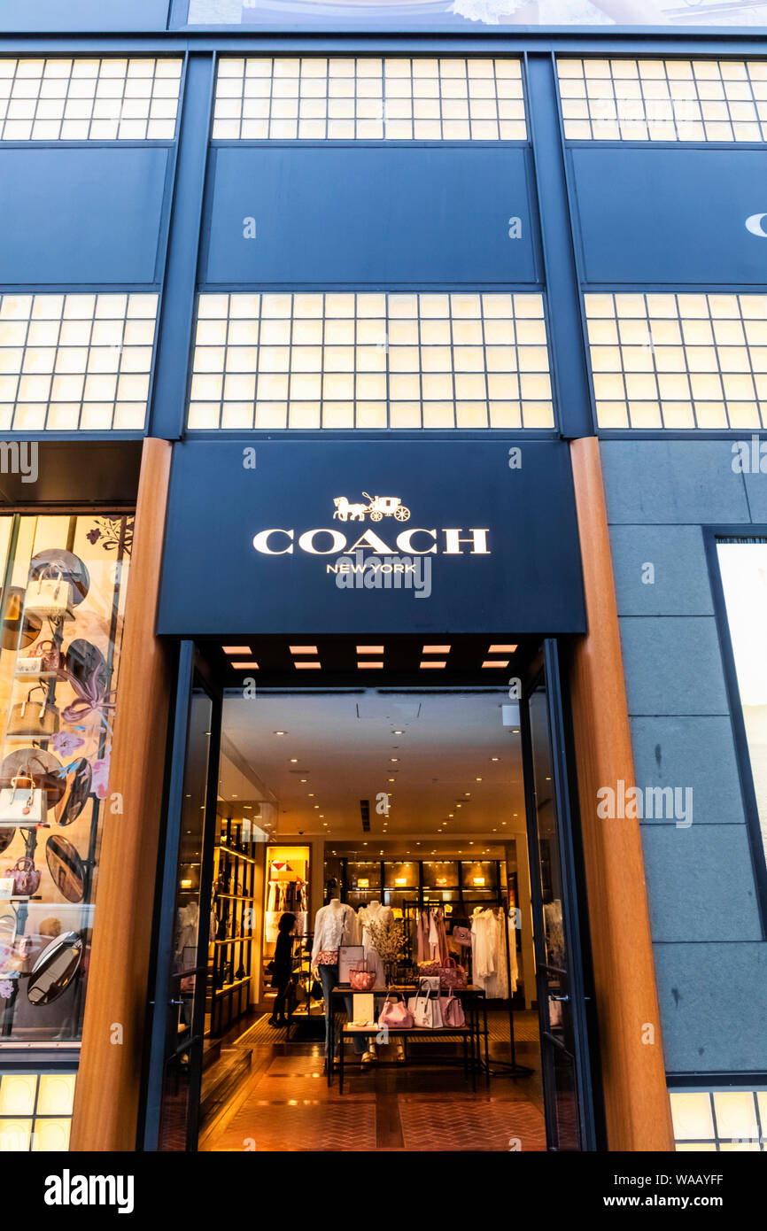 Le Japon, Honshu, Tokyo, Ginza, Coach Store, 30075580 Banque D'Images