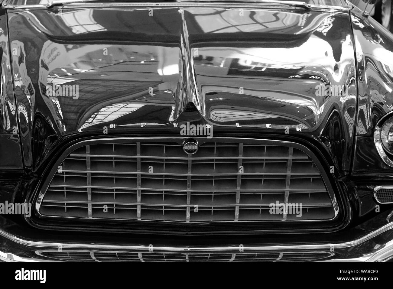 Photo Chrysler 300C,USA, année 1957, Classic Cars Banque D'Images