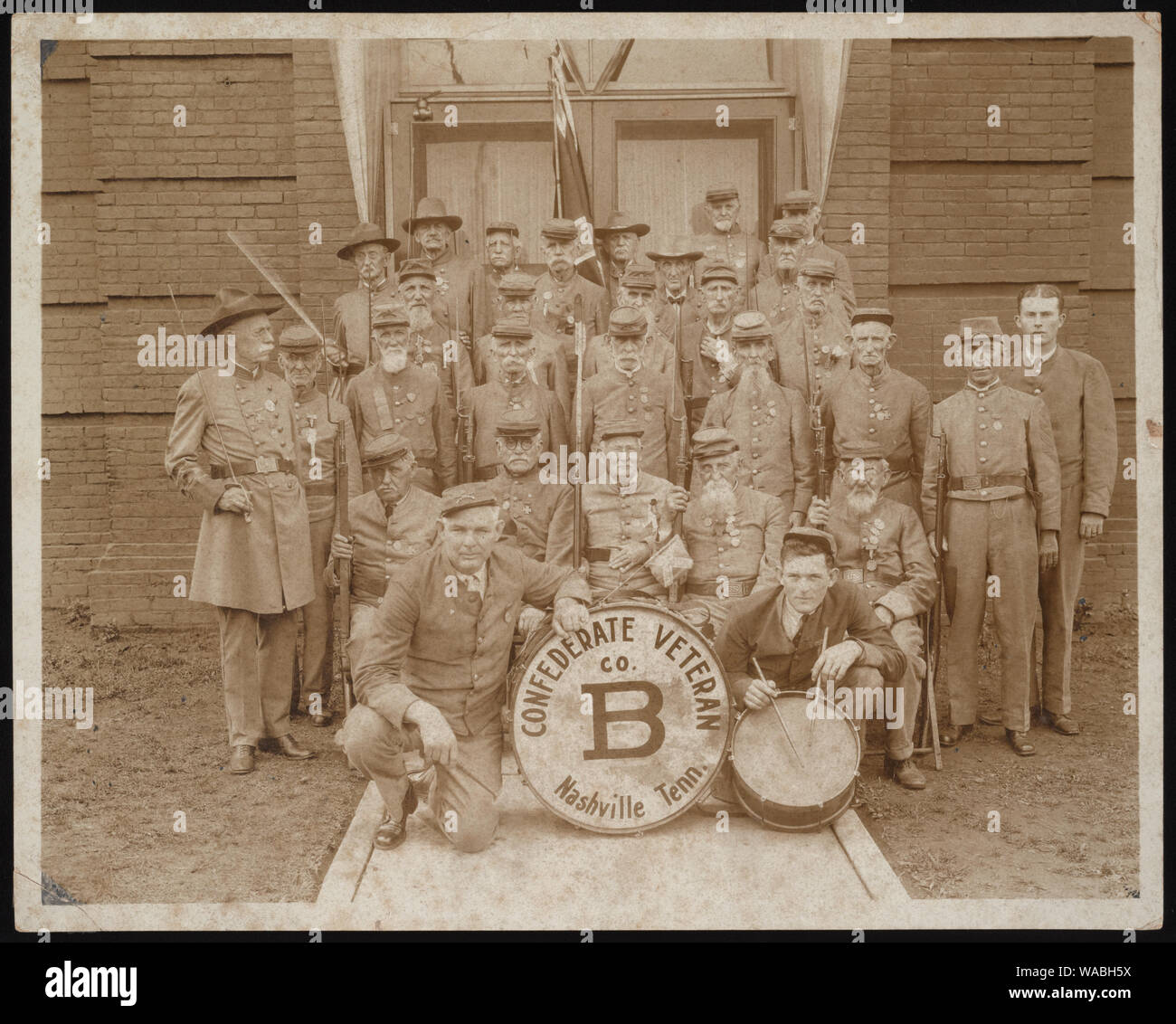 La société B, Anciens Combattants confédérés de Nashville, Tennessee, à la réunion à Memphis] / Bluff City Engraving Co., la photographie commerciale, Memphis, Tenn. Banque D'Images