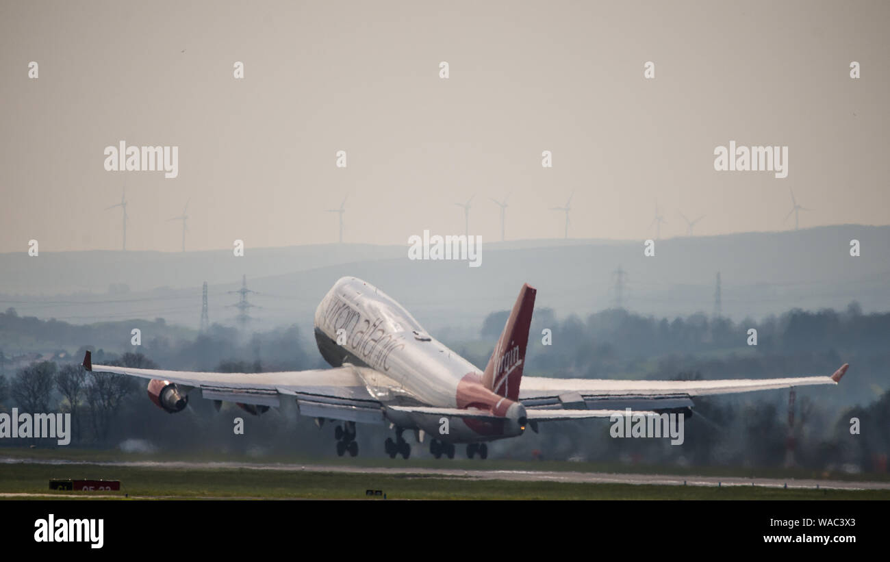 Glasgow, Royaume-Uni. 19 avril 2019. Vu l'arrivée et au départ des vols de l'Aéroport International de Glasgow. Colin Fisher/CDFIMAGES.COM Crédit : Colin Fisher/Alamy Live News Banque D'Images