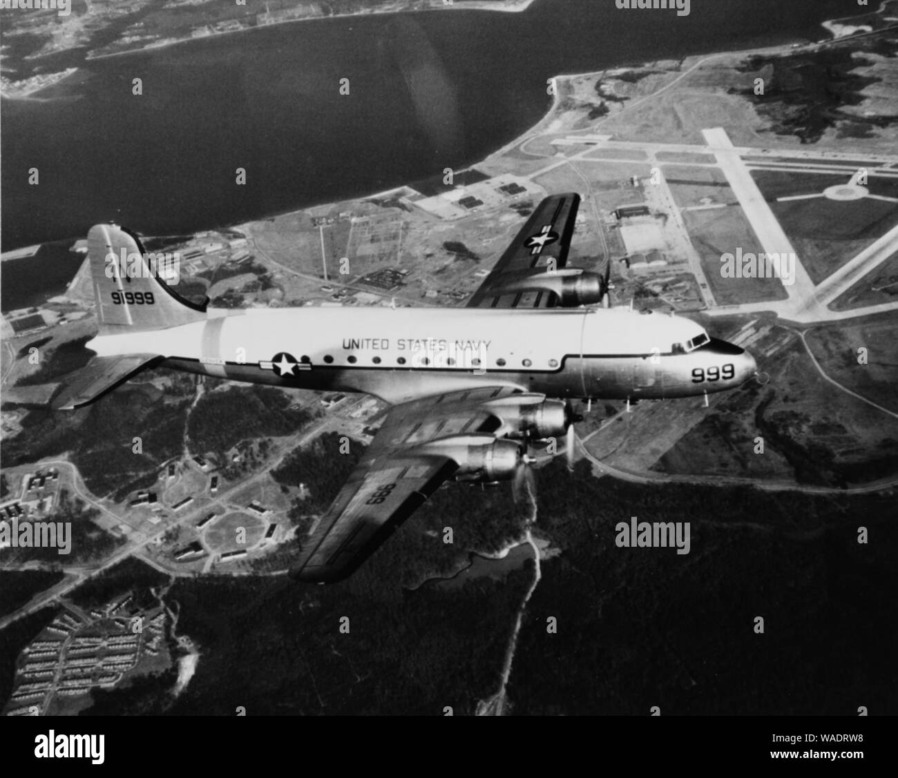 Douglas R5D-3 de VR-724 NAS sur Patuxent River en 1958. Banque D'Images