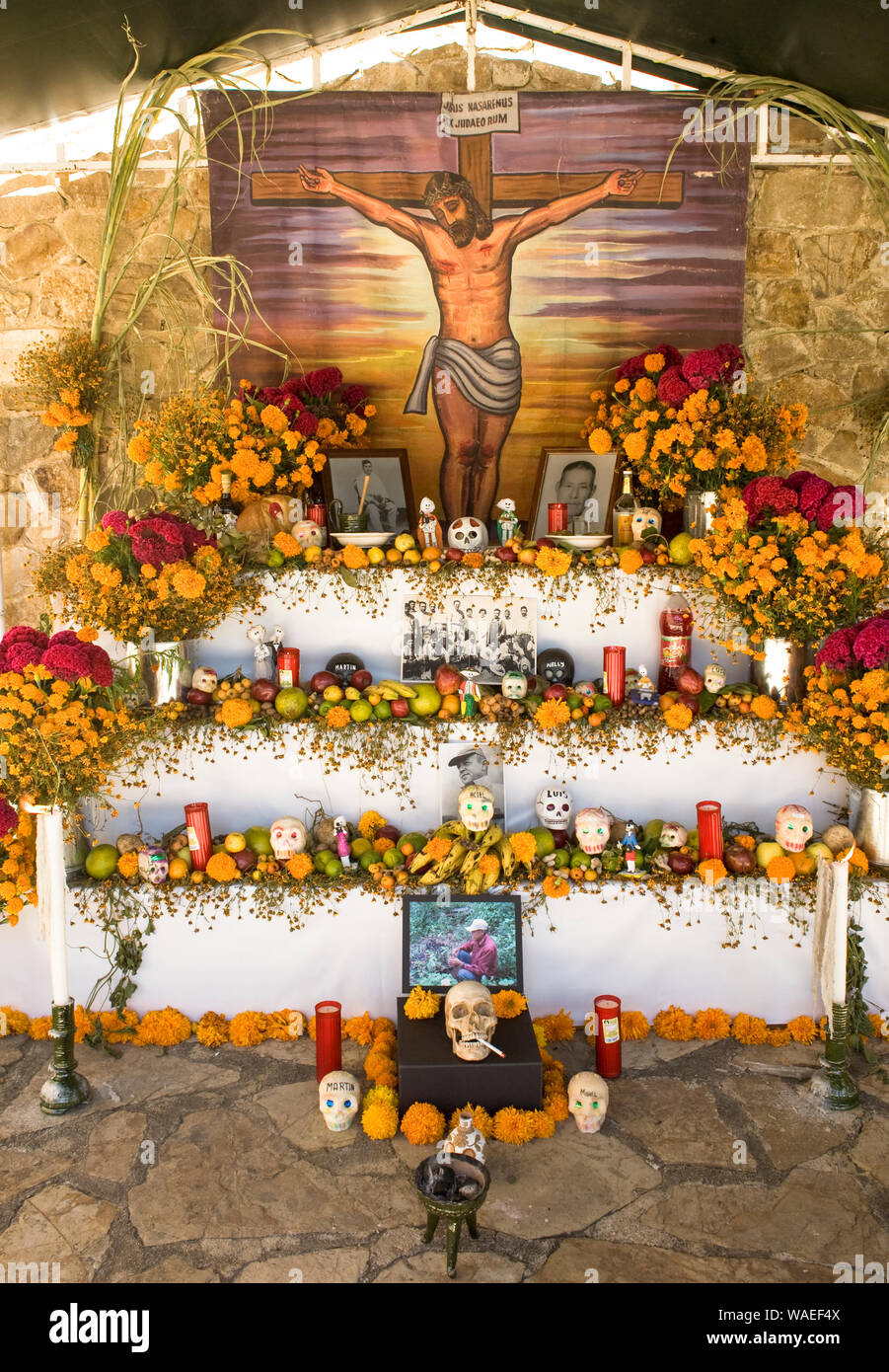 Autel commémoratif traditionnel pour le jour de la fête des morts, Oaxaca, Mexique vacances culture locale et des traditions Banque D'Images