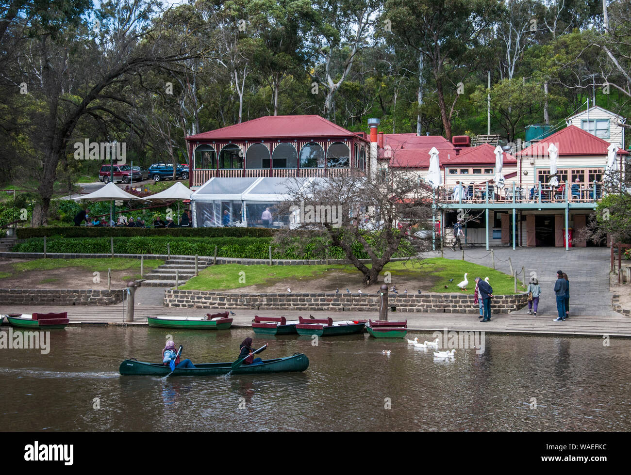 Studley Park Boathouse (1863) à plier, Yarra Melbourne, Victoria, Australie Banque D'Images