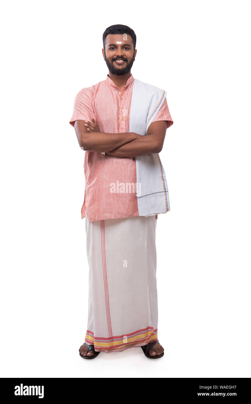 Portrait of a south Indian man smiling at the camera Banque D'Images