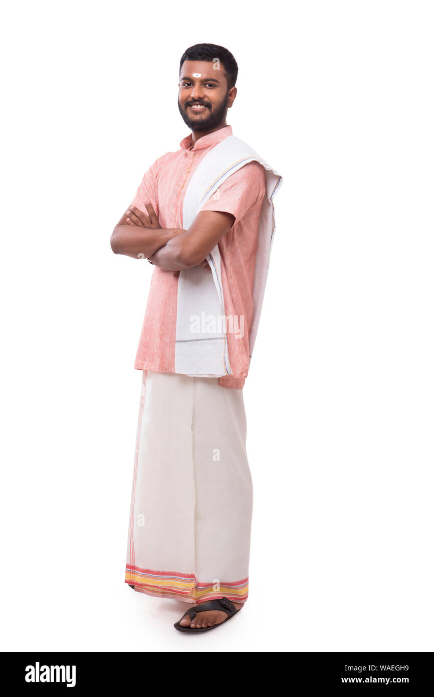 Portrait of a south Indian man smiling at the camera Banque D'Images