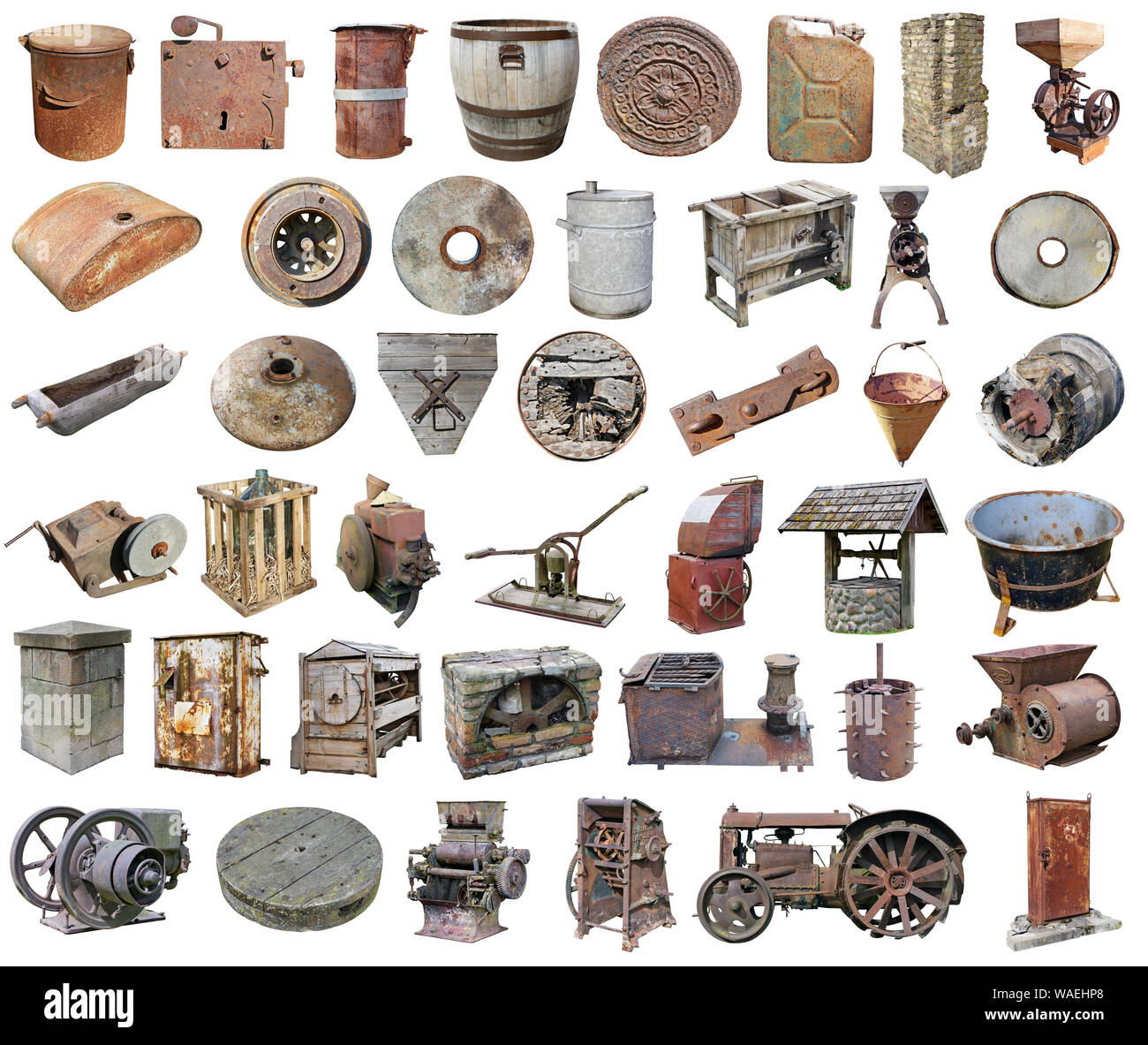 Rusty Vintage Retro Machines et équipements agricoles pour un moulin. Iisolated sur jeu Big White Banque D'Images