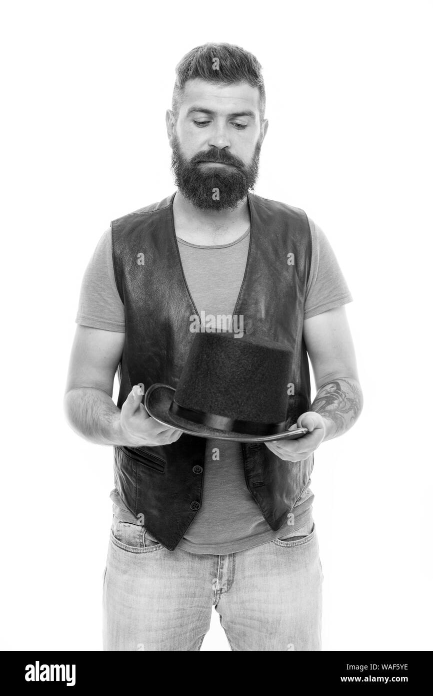 Hocus pocus. Cirque magicien travailleur. Homme barbu magicien. Magicien de caractère. Magicien trick performance concept. Circus tour de magie la performance. Funny Entertainment. La performance de la rue. Banque D'Images