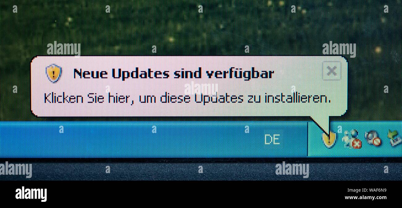 Message sur le bureau, de nouvelles mises à jour disponibles, système d'exploitation Microsoft Windows XP, Allemagne Banque D'Images