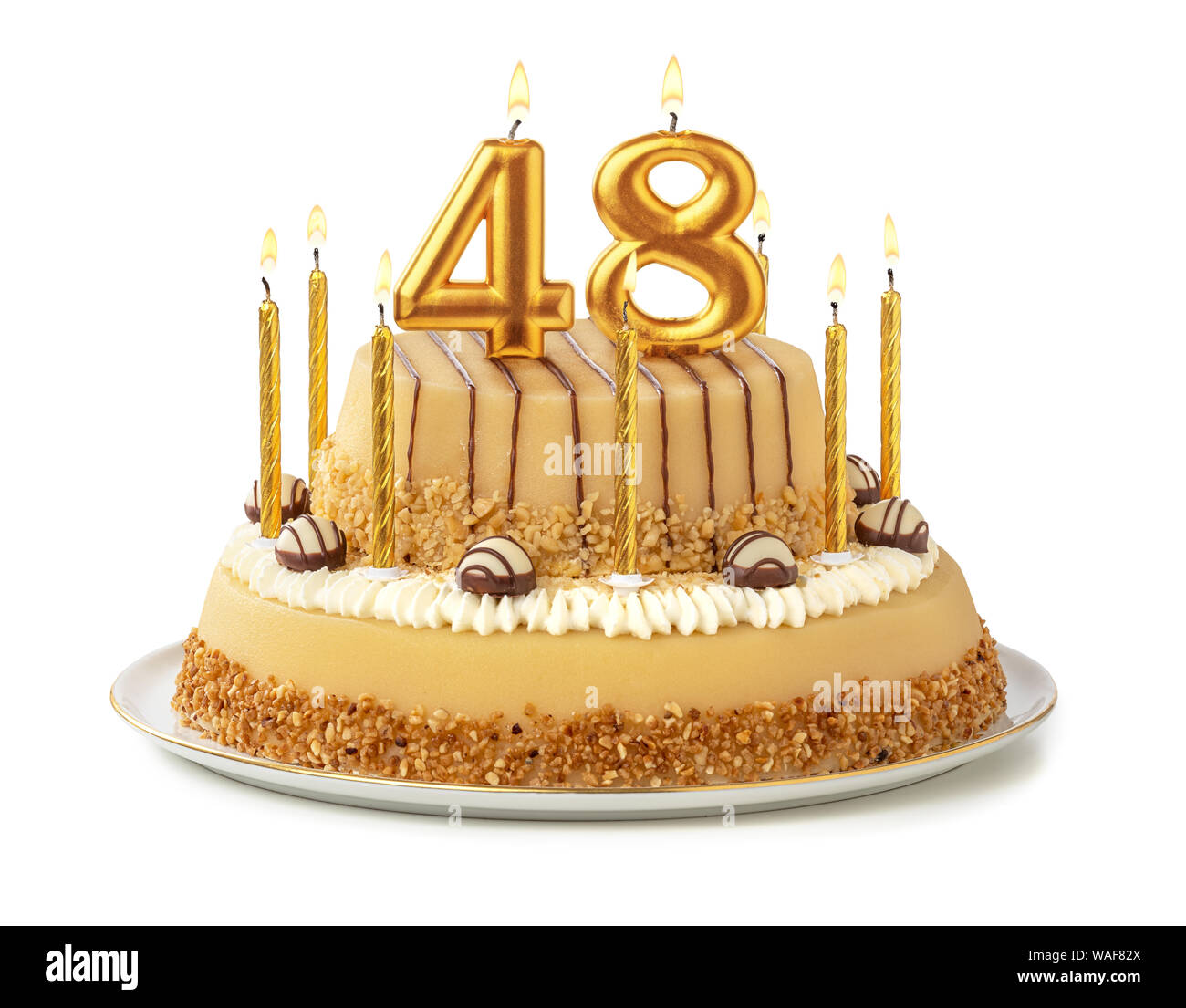 Gateau D Anniversaire 48 Bougies Photo Stock Alamy