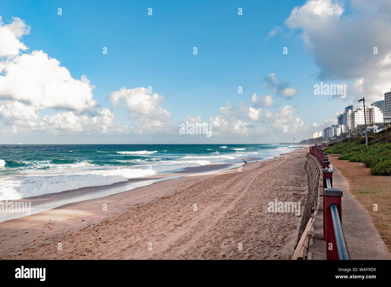 Plage et de la promenade à Umhlanga Rocks, Durban, Afrique du Sud Banque D'Images