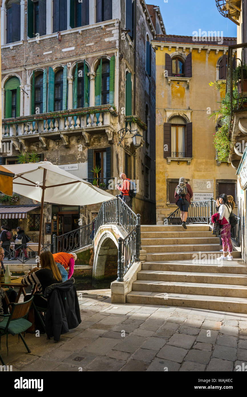 Le Ponte del Megio pont sur le Rio del Megio, canal de la Calle del Spezier, Venise, Italie Banque D'Images