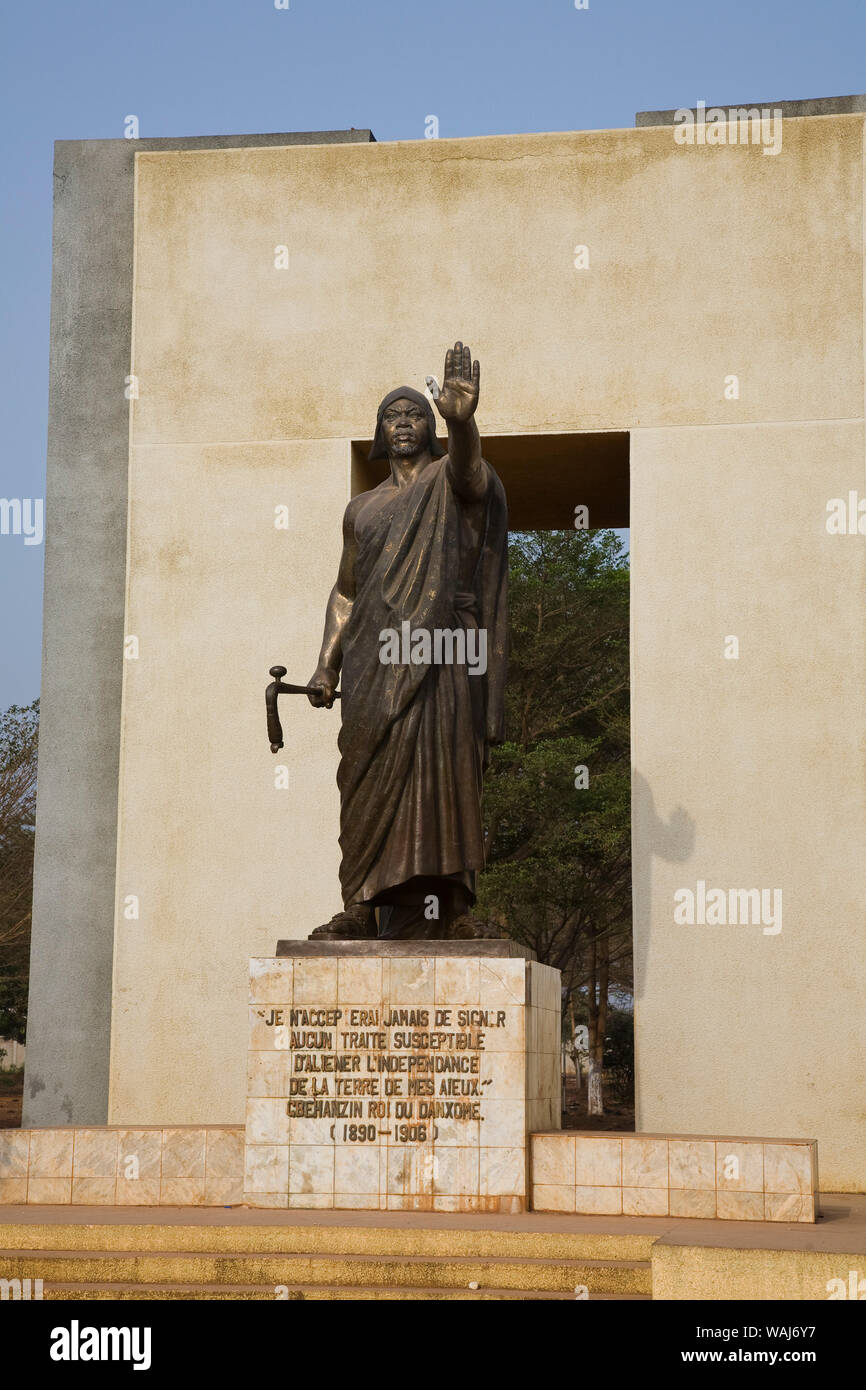 L'Afrique de l'Ouest, Bénin, Abomey. Monument du Roi Glèlè du Dahomey près du Palais Royal d'Abomey. Banque D'Images