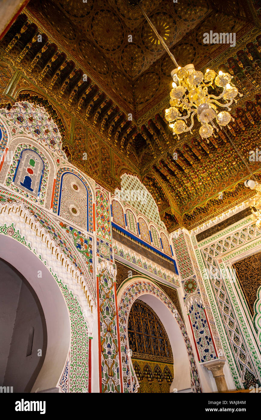 Fes, Maroc. El-Madrasa Attarine mosaïque Banque D'Images