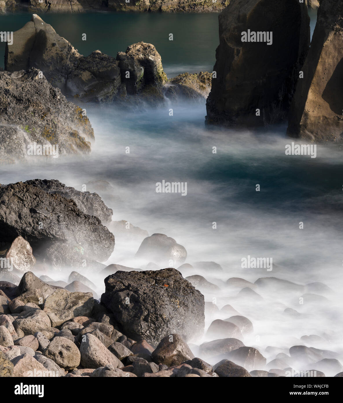 Paysage côtier au Valahnukur Reykjanesviti et sur la péninsule de Reykjanes. Banque D'Images
