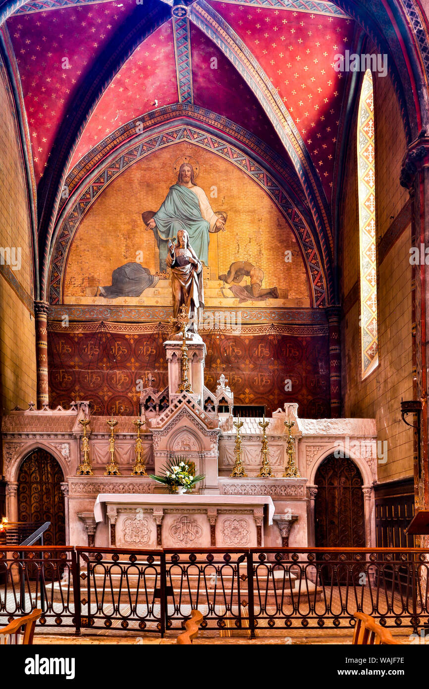 France, Cahors. Autel de l'église. Banque D'Images