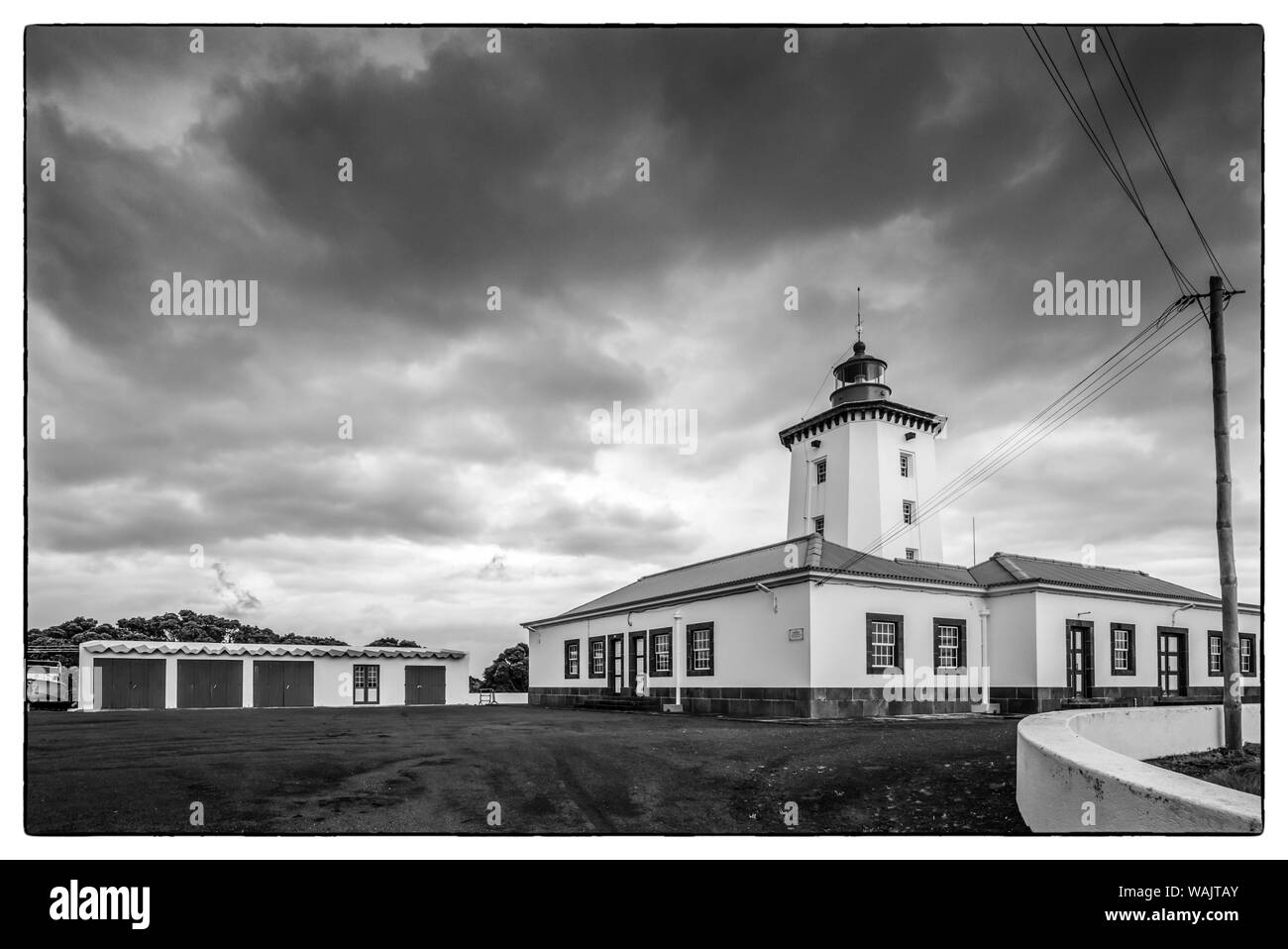 Le Portugal, Açores, l'île de Pico, Manhenha. Le phare de Ponta da Ilha Banque D'Images