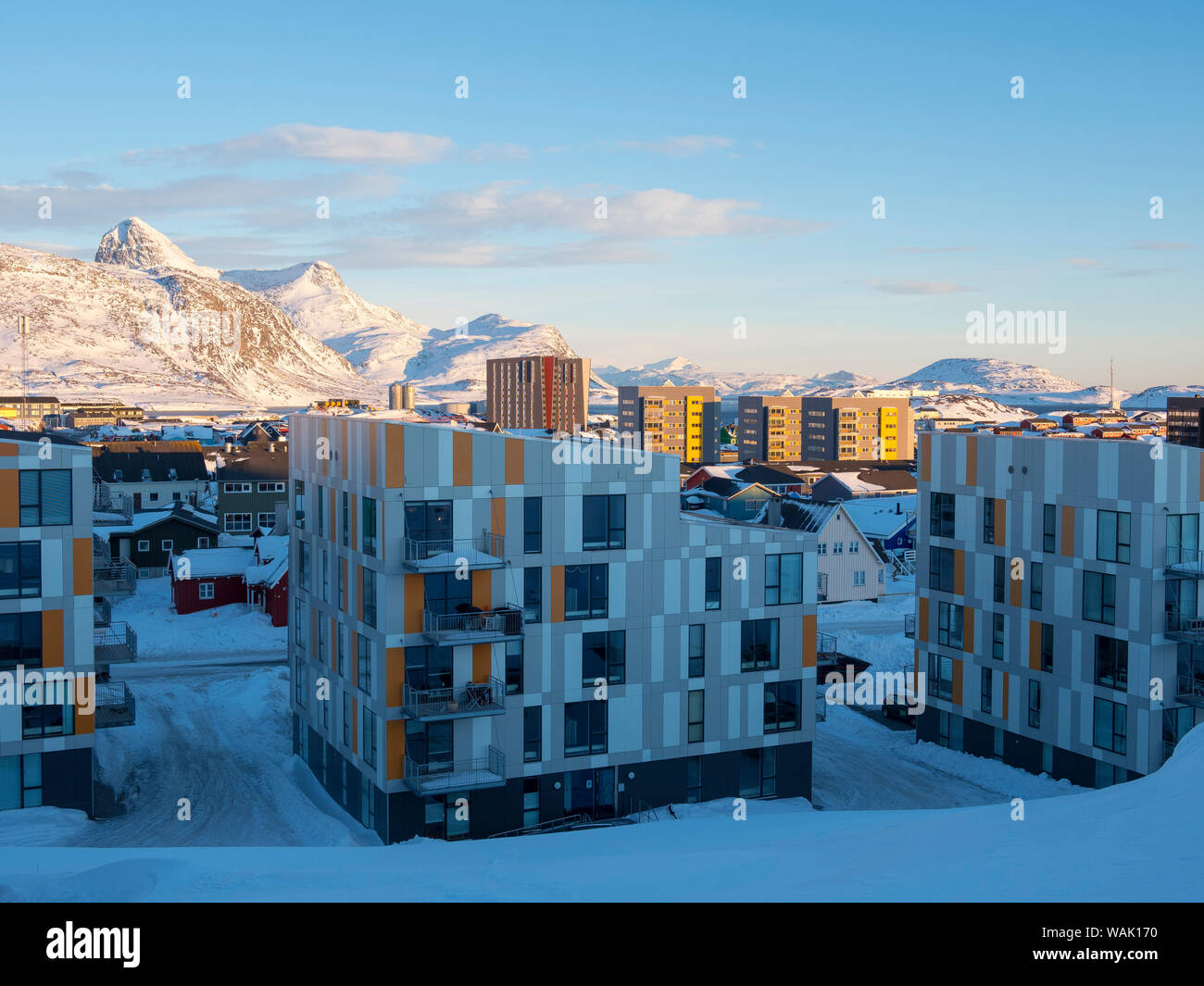 La vie moderne trimestre à Nuuk, capitale du Groenland. (Usage éditorial uniquement) Banque D'Images