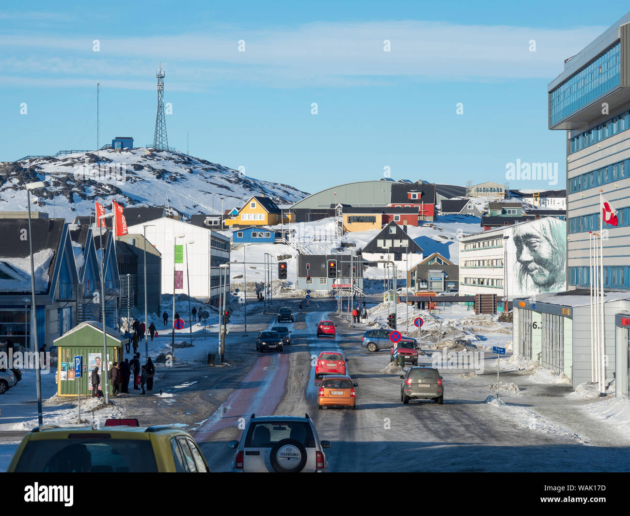 Aqqusinersuaq, la rue principale dans le centre de Nuuk, capitale du Groenland. (Usage éditorial uniquement) Banque D'Images