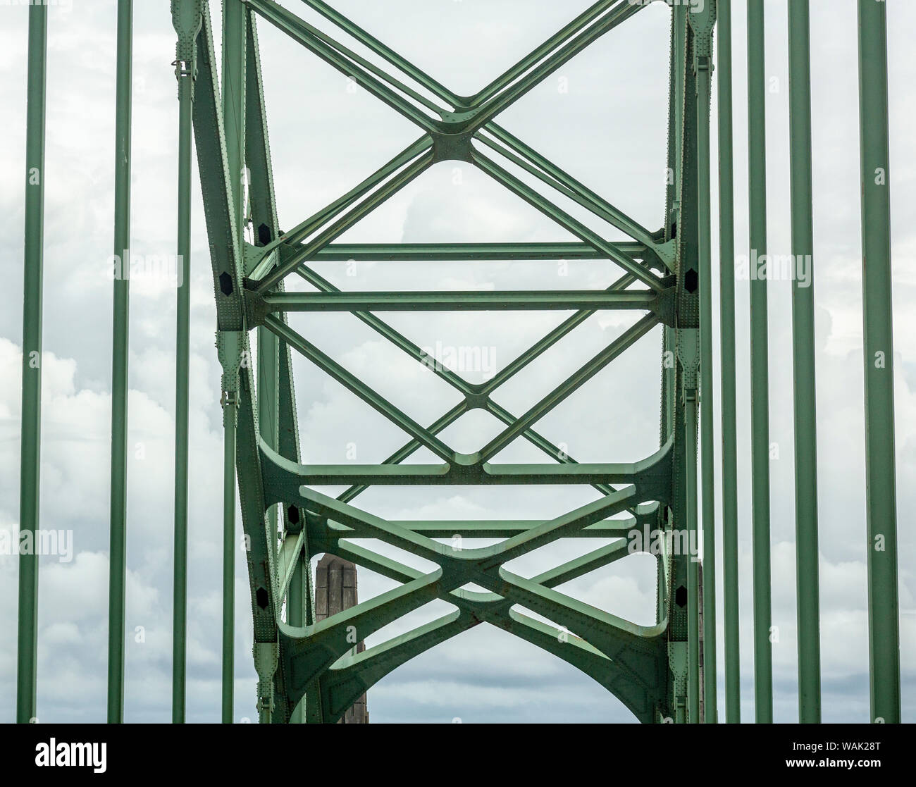 USA, New York, Newport. Yaquina Bay Bridge structure de support. En tant que crédit : Wendy Kaveney Jaynes / Galerie / DanitaDelimont.com Banque D'Images