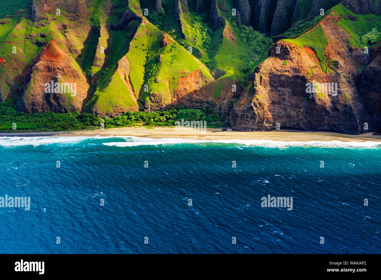 Kalalau Beach sur la côte de Na Pali, Coast Wilderness State Park, Kauai, Hawaii, USA. Banque D'Images