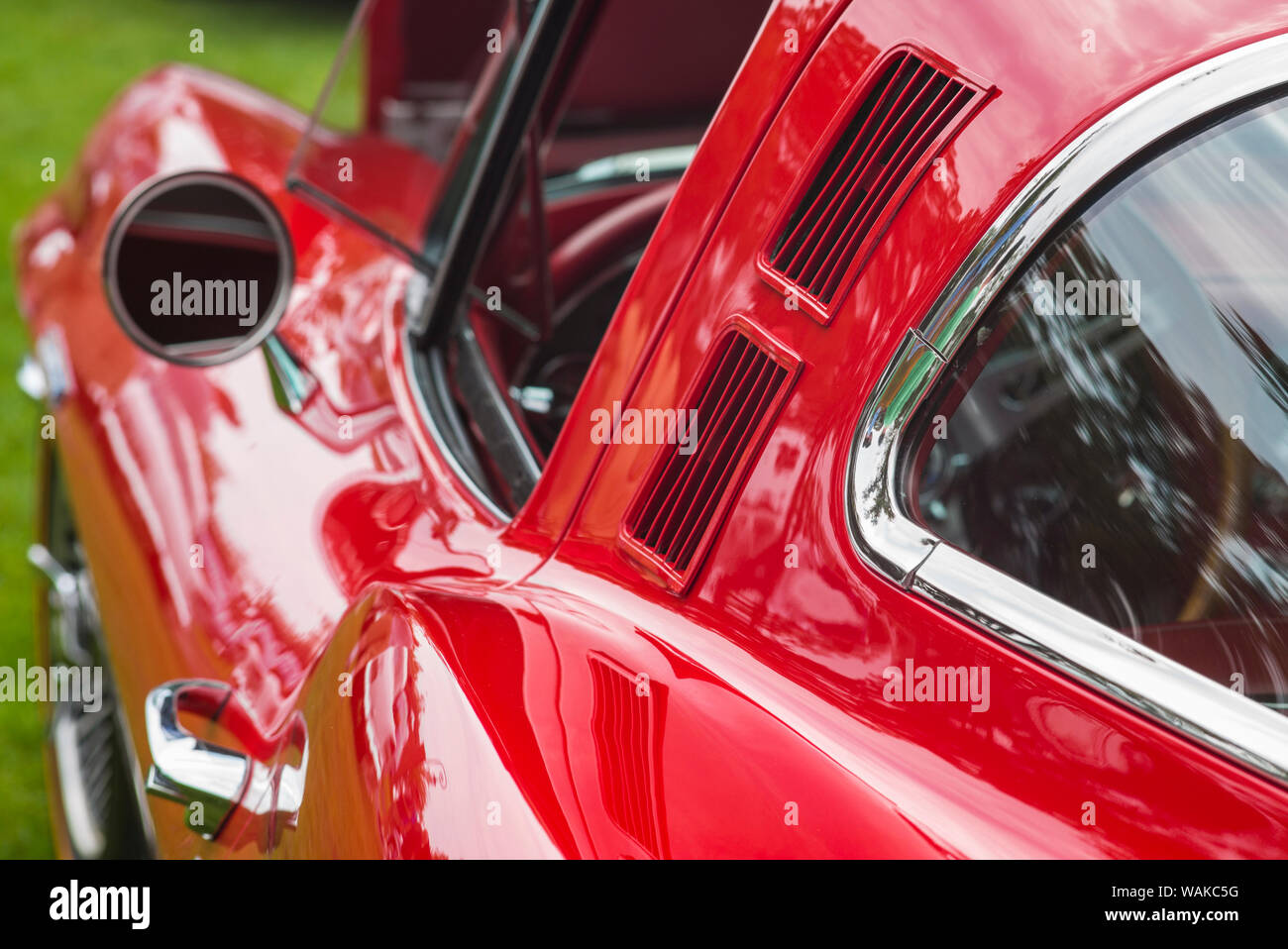 USA, Massachusetts, Beverly. Voitures anciennes, 1960 Corvette Sting Ray exterior Banque D'Images