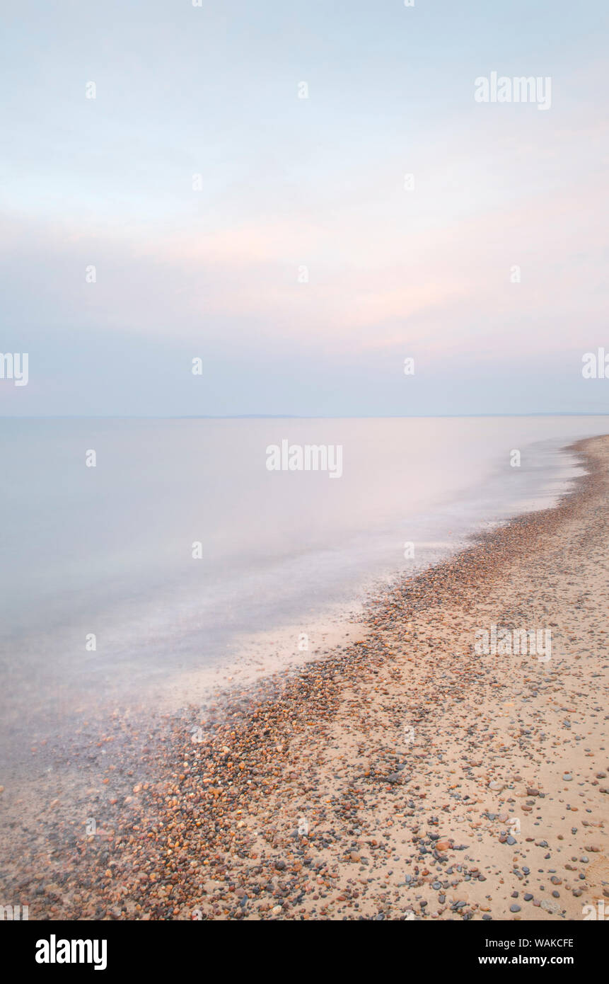 Le lac Supérieur vu de la plage à Whitefish Point, partie supérieure de la péninsule, au Michigan Banque D'Images