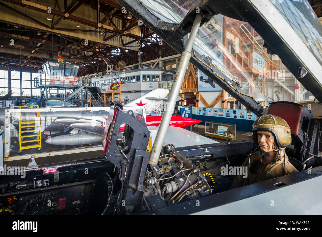 USA (New Jersey), Rio Grande. Naval Air Station Wildwood Aviation Museum, mannequin de pilote au siège éjectable jet (usage éditorial uniquement) Banque D'Images