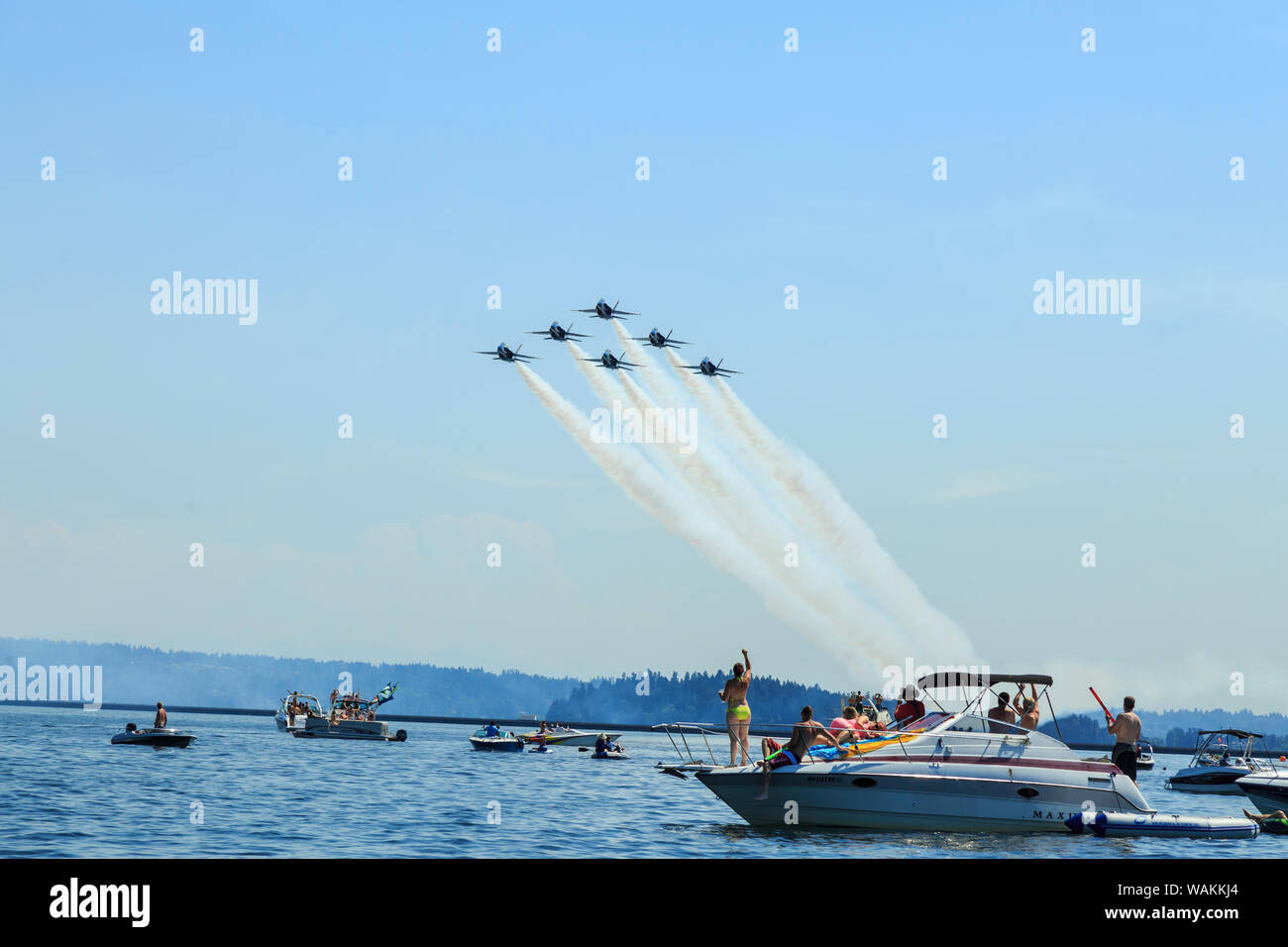 Airshow - Blue Angels Seafair célébration, le lac Washington, Seattle, Washington State, USA (usage éditorial uniquement) Banque D'Images
