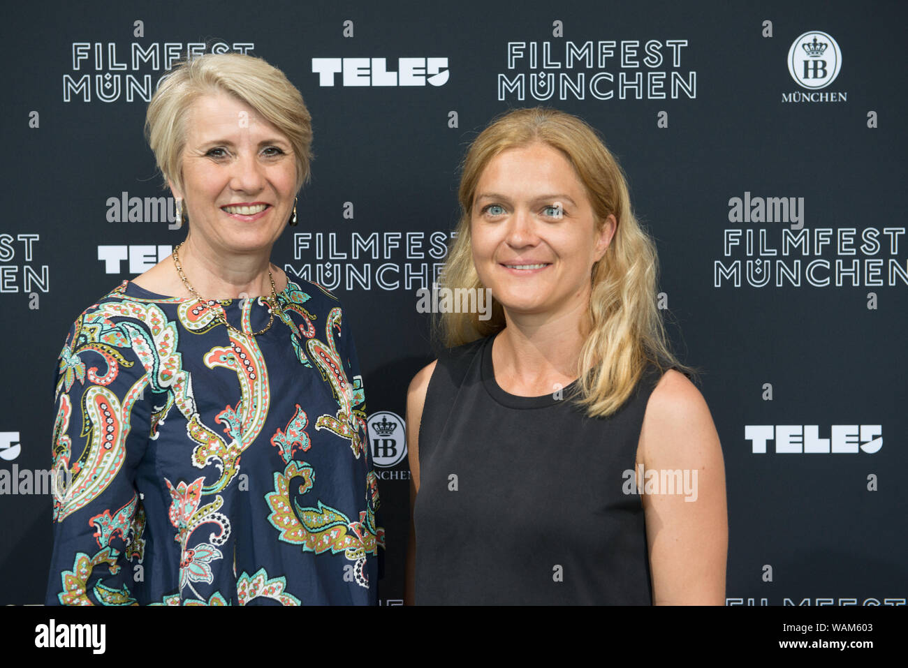 Directrice Barbara Eder et productrice de télévision Dr. Simone Emmelius vu au Filmfest München 2019 Banque D'Images