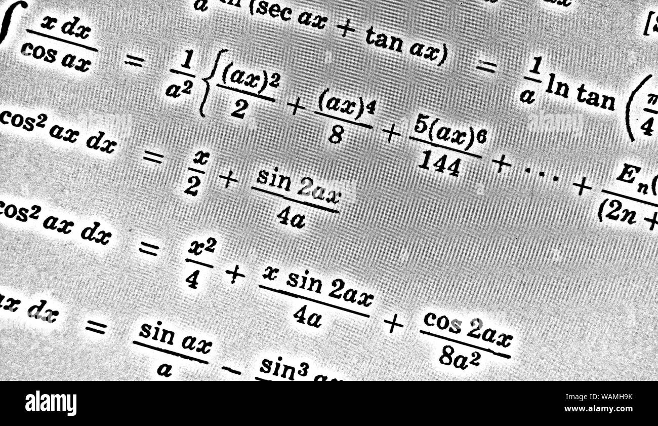 Grand nombre de formules mathématiques sur fond blanc HDR Banque D'Images