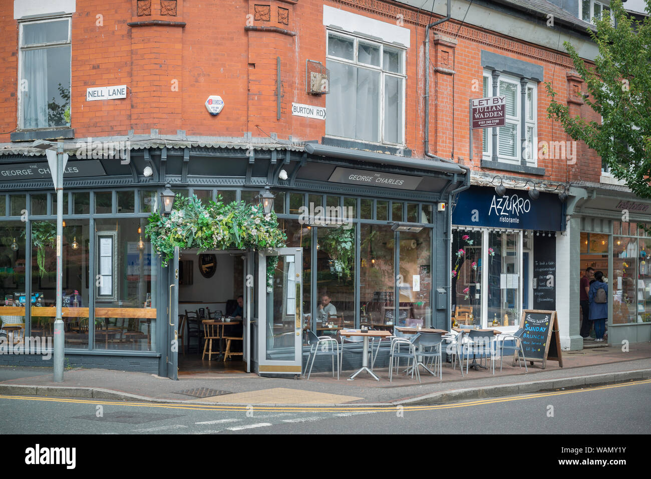 Restaurants, cafés et boutiques en ligne Burton Road West Didsbury, Manchester, Royaume-Uni. Banque D'Images