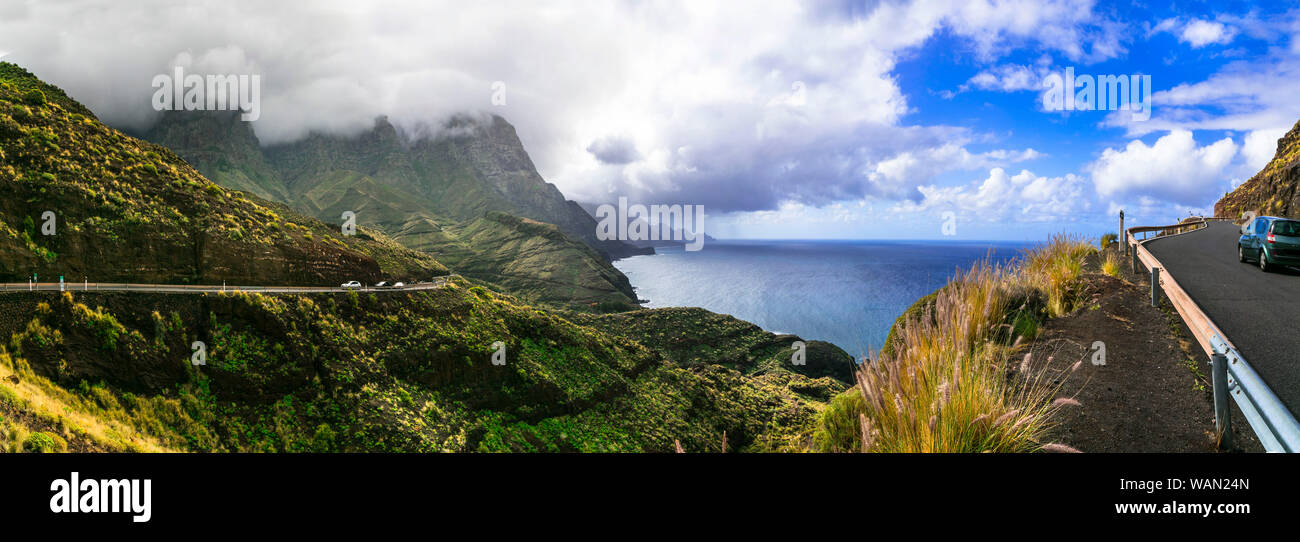 Paysage impressionnant de Gran Canaria,avec vue sur mer et montagne,Espagne. Banque D'Images