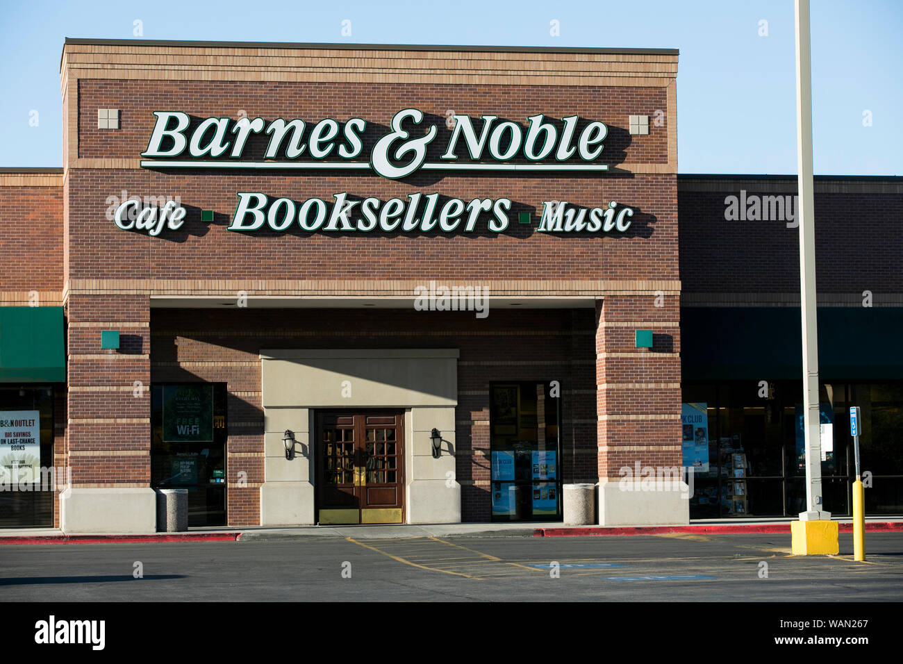 Un logo affiche à l'extérieur d'un Barnes & Noble store à Orem, Utah le 29 juillet 2019. Banque D'Images