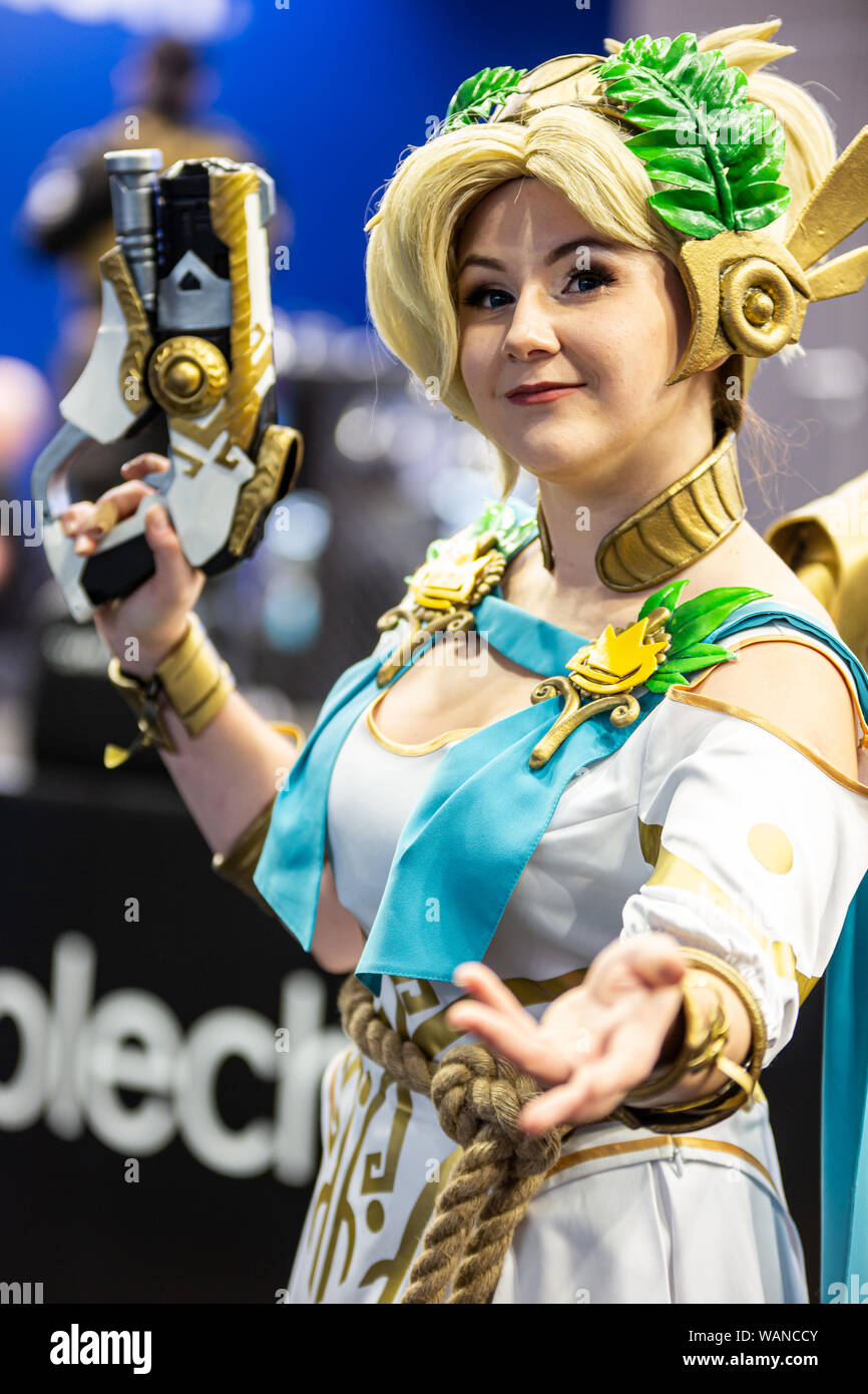 Cologne, Allemagne. 20e Août, 2019. Gamescom 2019 : cosplayer en costume. La gamescom est le plus grand salon de l'ordinateur et les jeux vidéos, à Koelnmesse à Cologne, Allemagne, du 20 au 24 août 2019. Photocredit : Christian Lademann Banque D'Images