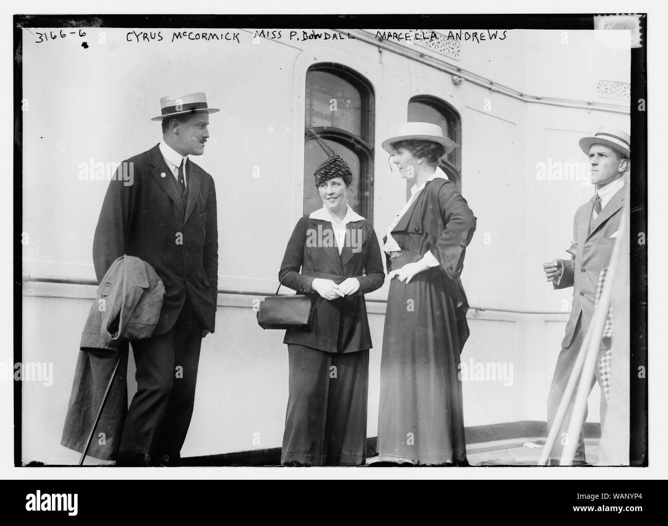 Cyrus McCormick -- Mlle P. Dowdall, Marcella Andrews Banque D'Images